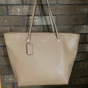 Coach tote